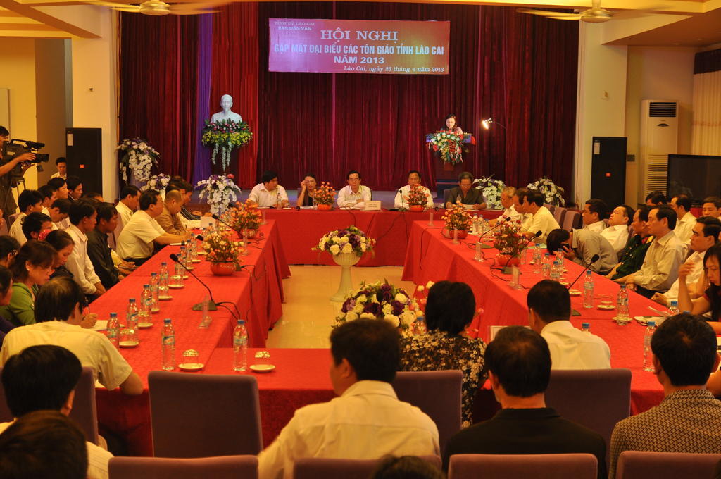 Lao Cai Galaxy Hotel Esterno foto